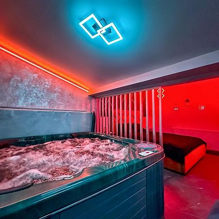 Luxor - Jacuzzi&Cozy Apartments ซีบิว ภายนอก รูปภาพ