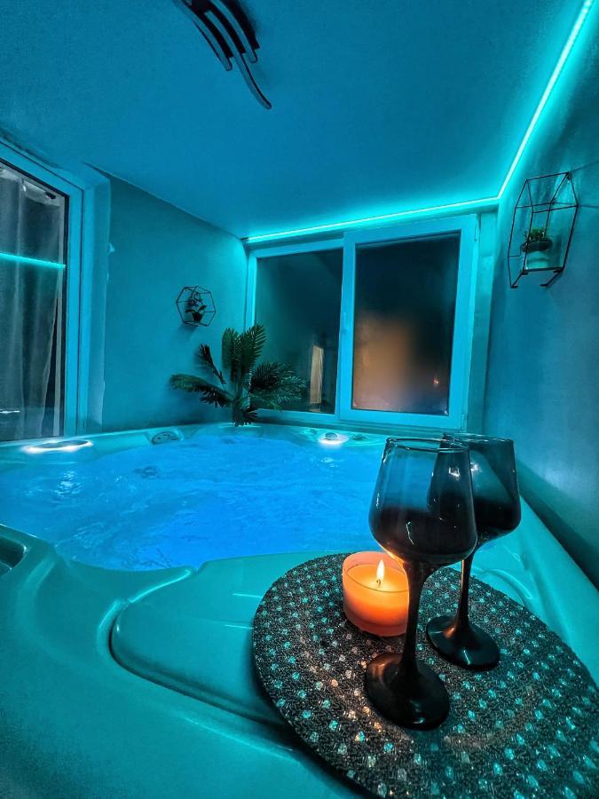 Luxor - Jacuzzi&Cozy Apartments ซีบิว ภายนอก รูปภาพ