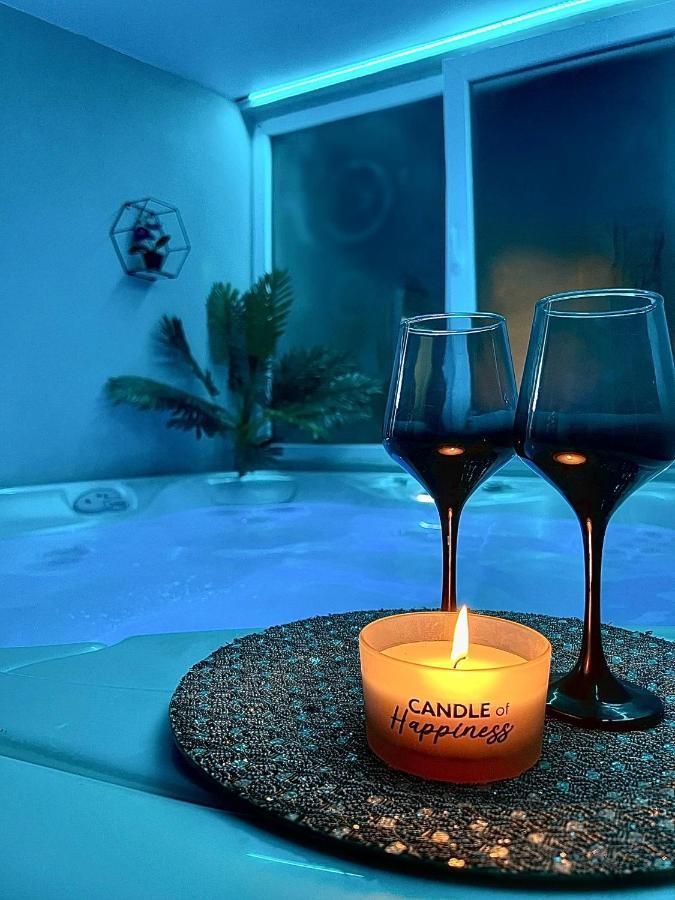 Luxor - Jacuzzi&Cozy Apartments ซีบิว ภายนอก รูปภาพ