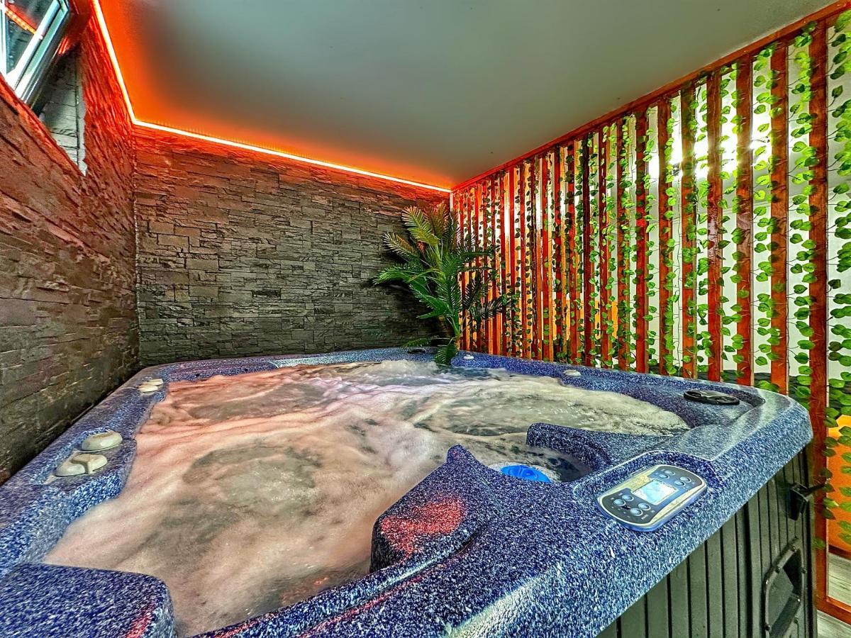 Luxor - Jacuzzi&Cozy Apartments ซีบิว ภายนอก รูปภาพ