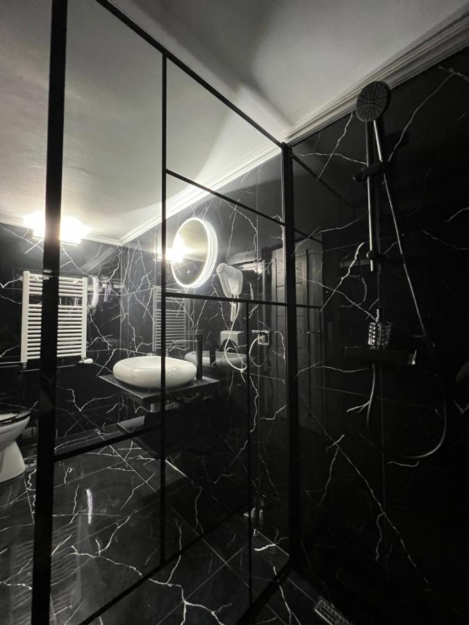 Luxor - Jacuzzi&Cozy Apartments ซีบิว ภายนอก รูปภาพ