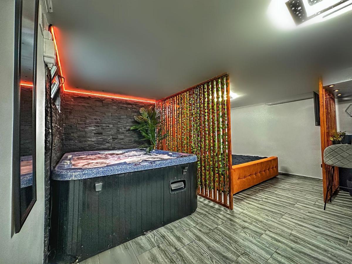 Luxor - Jacuzzi&Cozy Apartments ซีบิว ภายนอก รูปภาพ