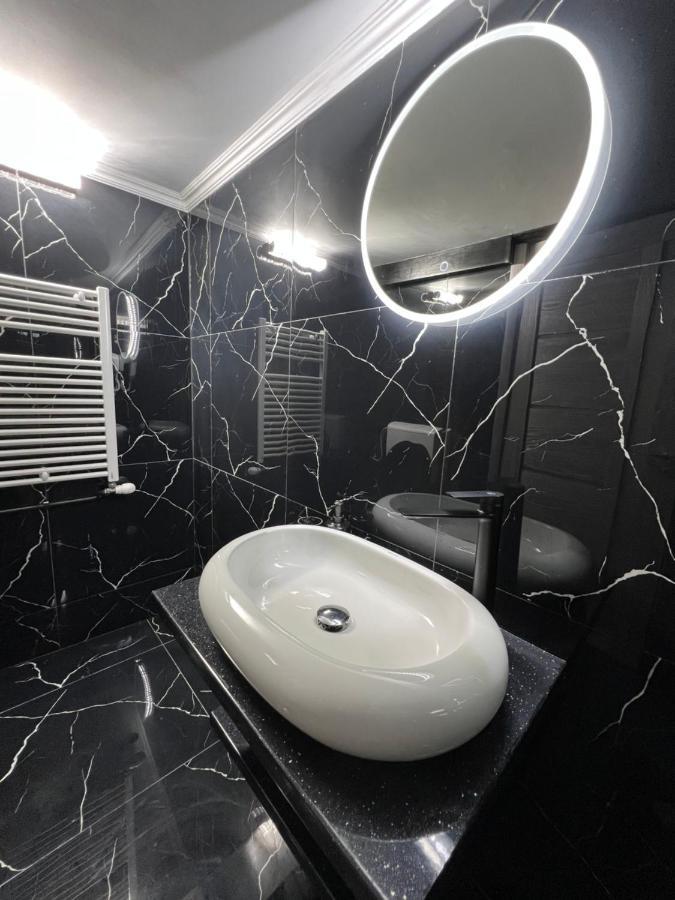 Luxor - Jacuzzi&Cozy Apartments ซีบิว ภายนอก รูปภาพ