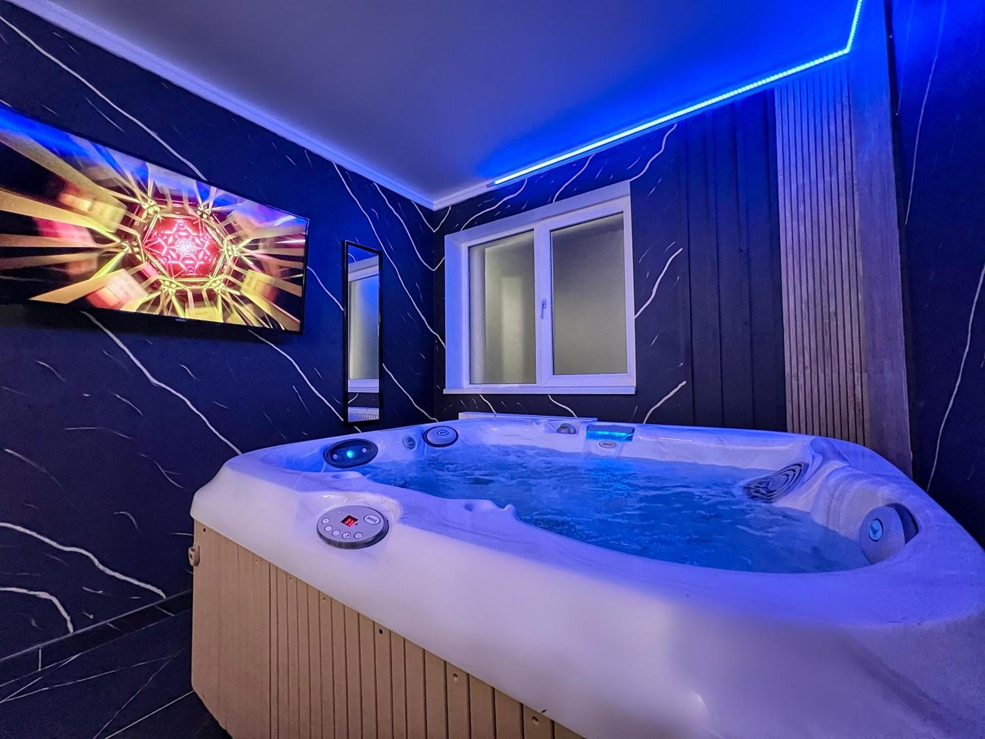 Luxor - Jacuzzi&Cozy Apartments ซีบิว ภายนอก รูปภาพ