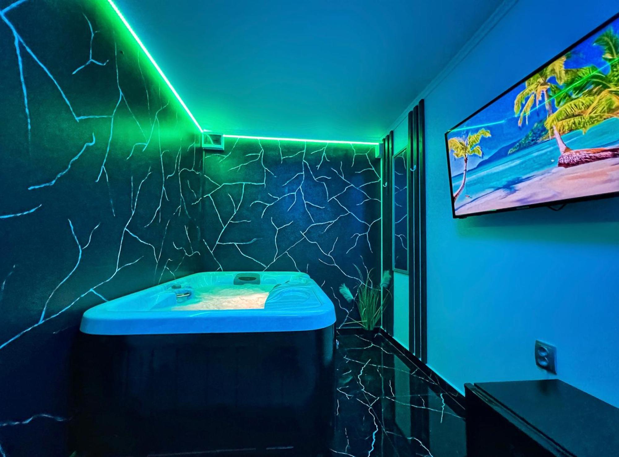 Luxor - Jacuzzi&Cozy Apartments ซีบิว ภายนอก รูปภาพ