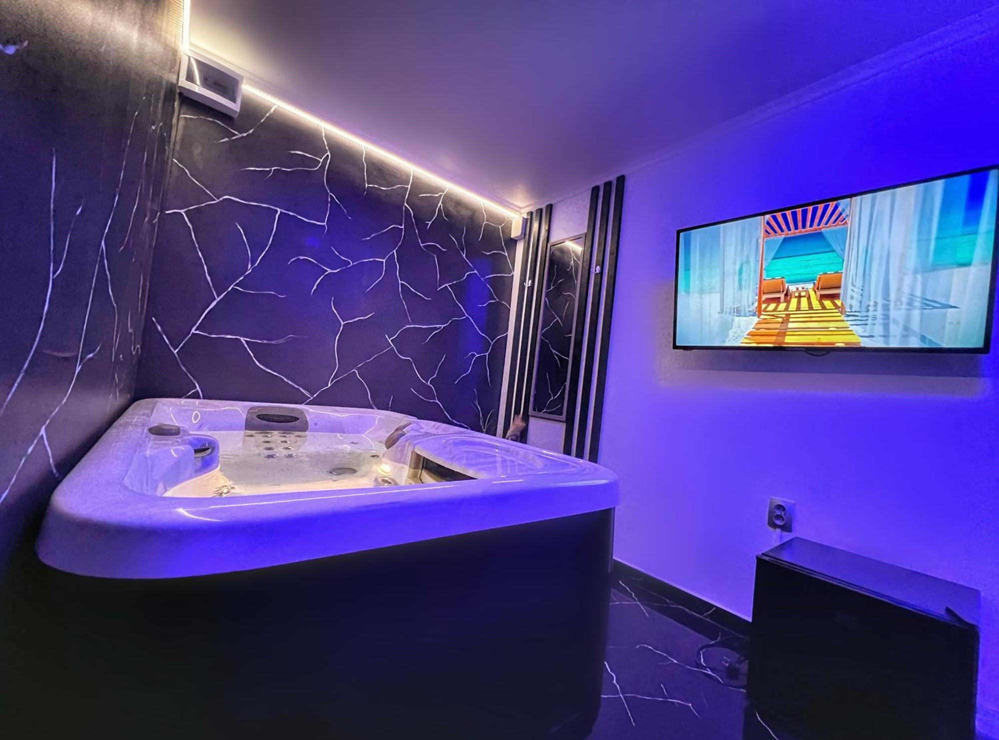 Luxor - Jacuzzi&Cozy Apartments ซีบิว ภายนอก รูปภาพ