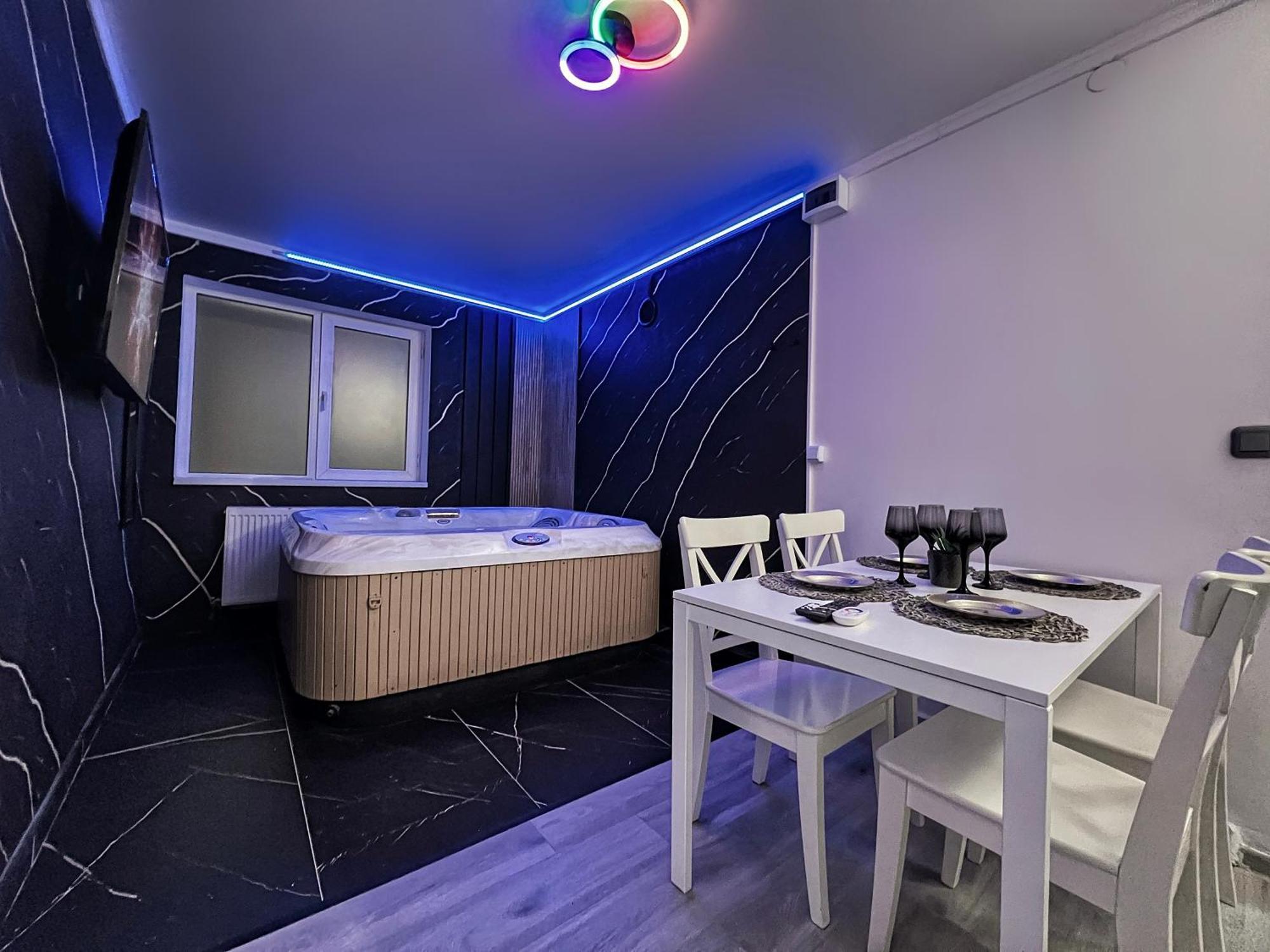 Luxor - Jacuzzi&Cozy Apartments ซีบิว ภายนอก รูปภาพ