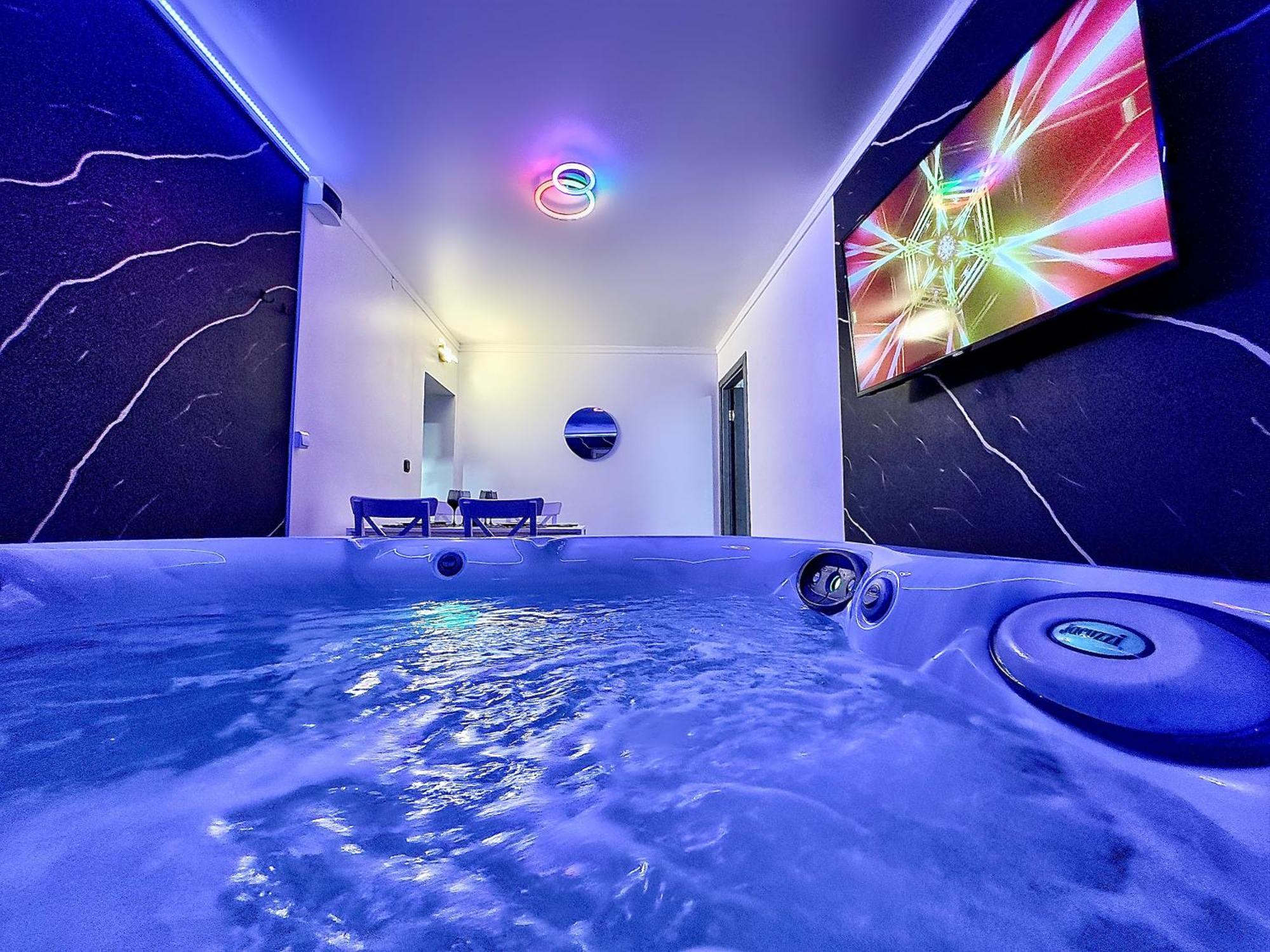 Luxor - Jacuzzi&Cozy Apartments ซีบิว ภายนอก รูปภาพ