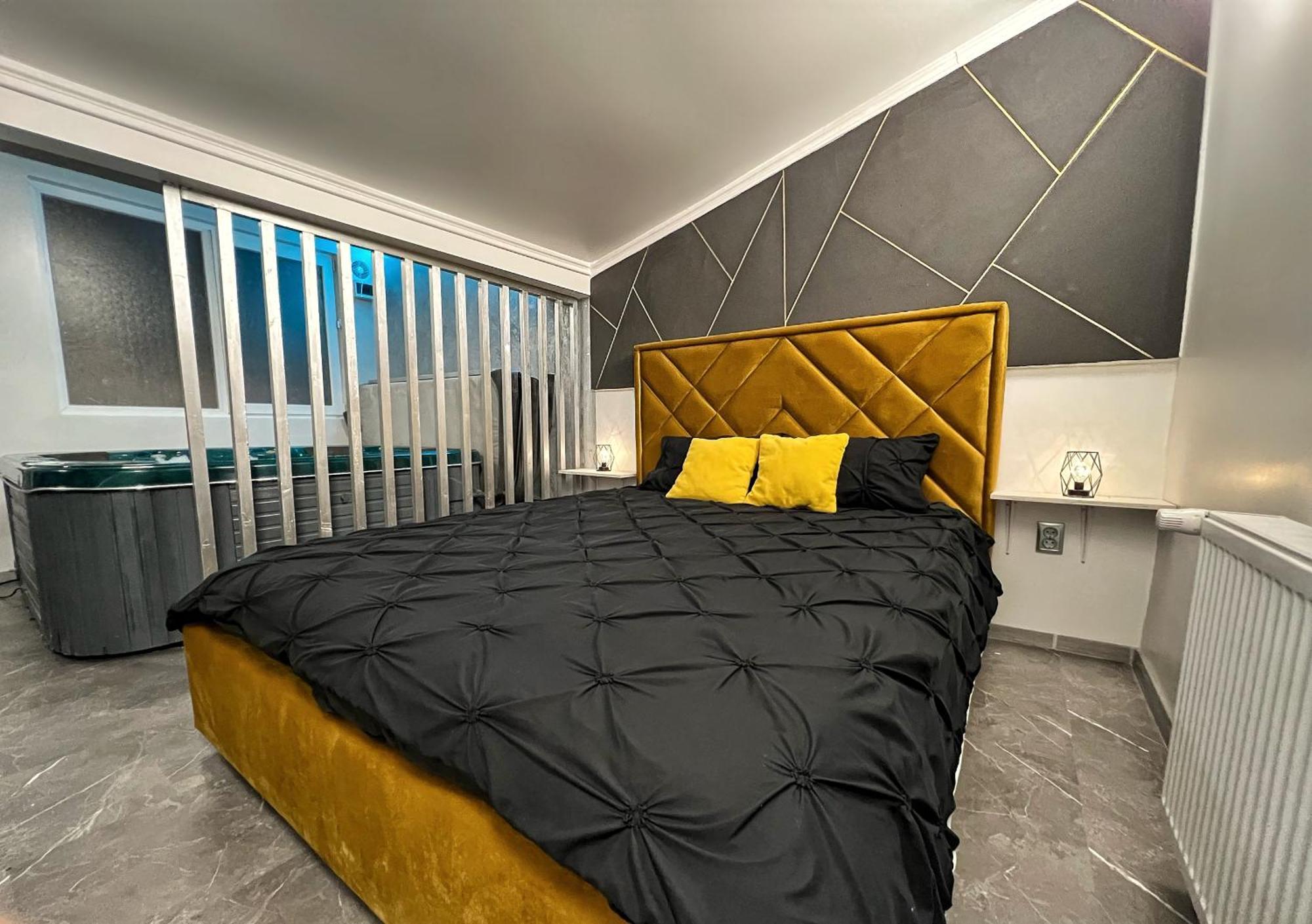 Luxor - Jacuzzi&Cozy Apartments ซีบิว ภายนอก รูปภาพ